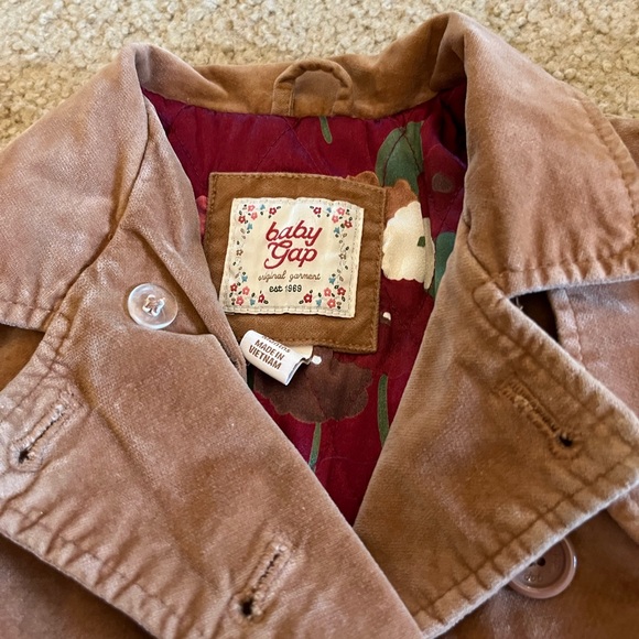 Baby Gap brown thick trench coat, size 18-24 mo. - Picture 2 of 3